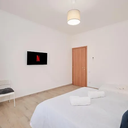 Station - 7 Minutes From The Airport * Ciampino