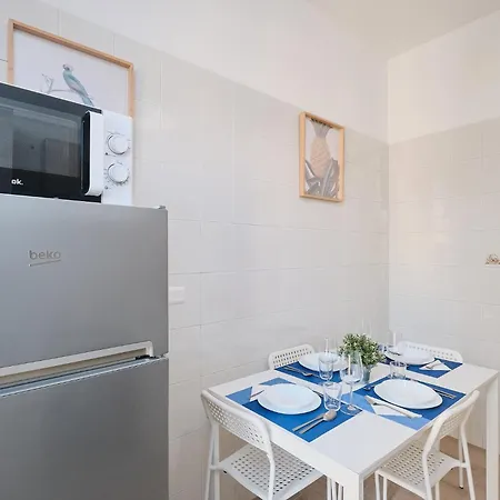 Apartment Station - 7 Minutes From The Airport